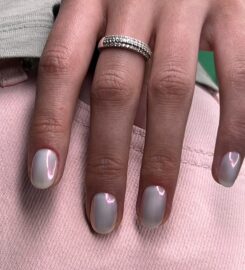 Relux Lounge Ladies Salon